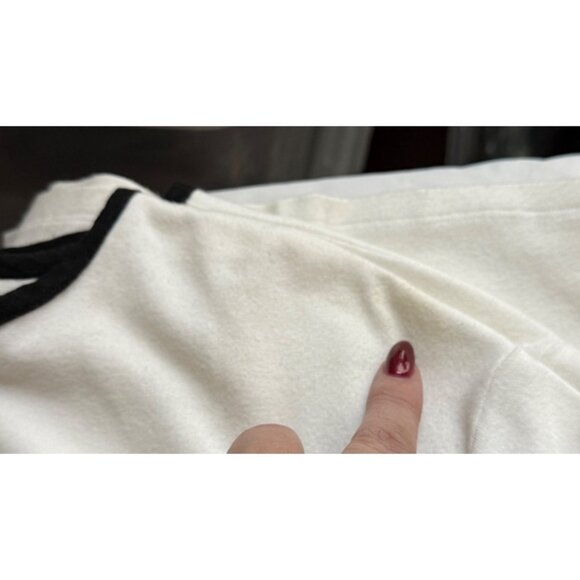 K.D. Spring White 3/4 Sleeve Top  Abstract Black Geometric Design V-Neck  Large - Picture 7 of 16